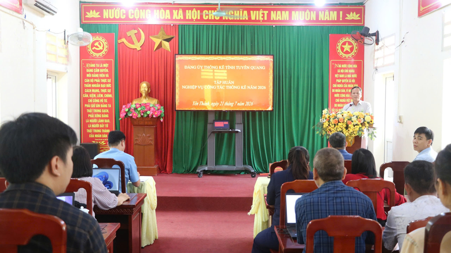 THỐNG KÊ TỈNH TUYÊN QUANG TỔ CHỨC HỘI NGHỊ TUYÊN TRUYỀN, PHỔ BIẾN LUẬT THỐNG KÊ VÀ TRÁCH NHIỆM CỦA CHÍNH QUYỀN CẤP XÃ TRONG CÔNG TÁC THỐNG KÊ NHÀ NƯỚC TẠI XÃ YÊN THÀNH